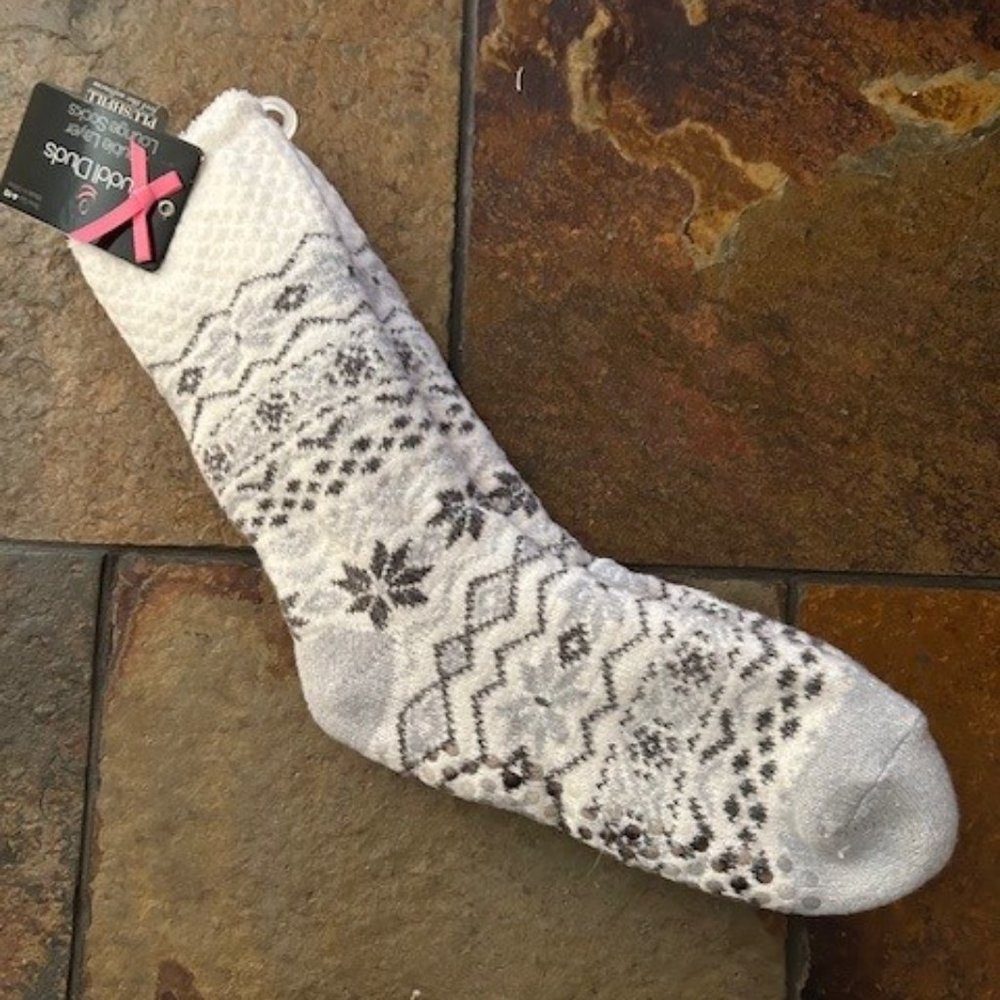 NEW WITH TAGS Cudl Duds double layer lounge socks size 4-10